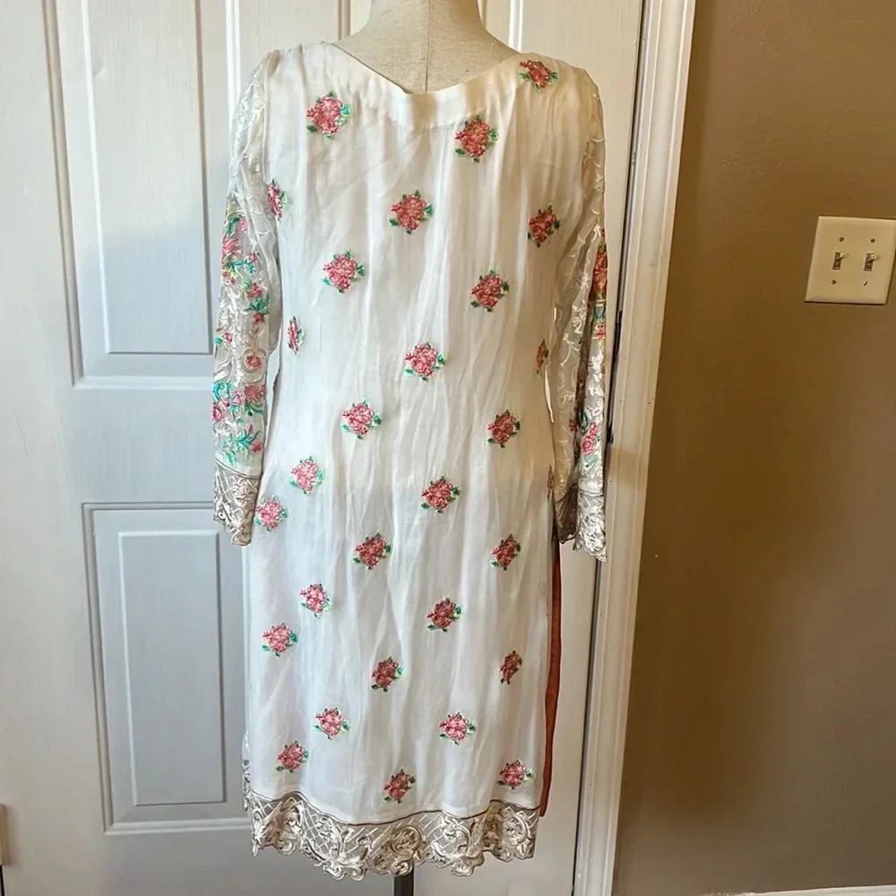 Beautiful 🤩 embroidered Indian tunic top ￼size S - Picture 10 of 15
